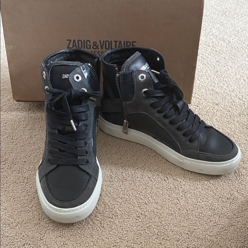 Zadig & Voltaire Black High-Top Sneakers Flash Embossed bleu de Gris EUC Size 37 - Picture 3 of 8